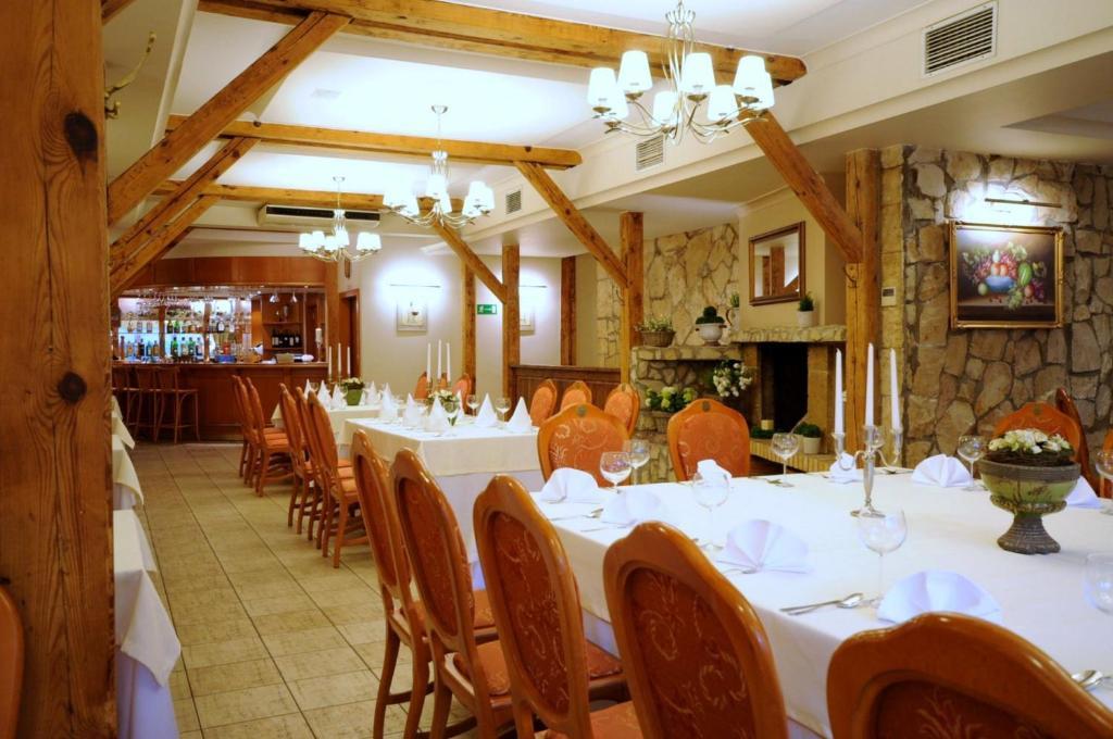 Hotel Rebajlo Piła Extérieur photo