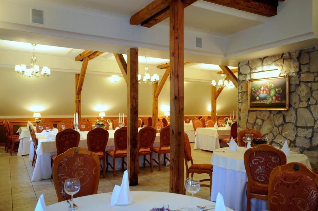 Hotel Rebajlo Piła Extérieur photo