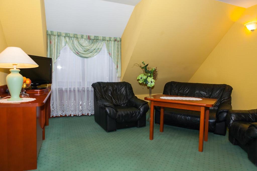Hotel Rebajlo Piła Chambre photo