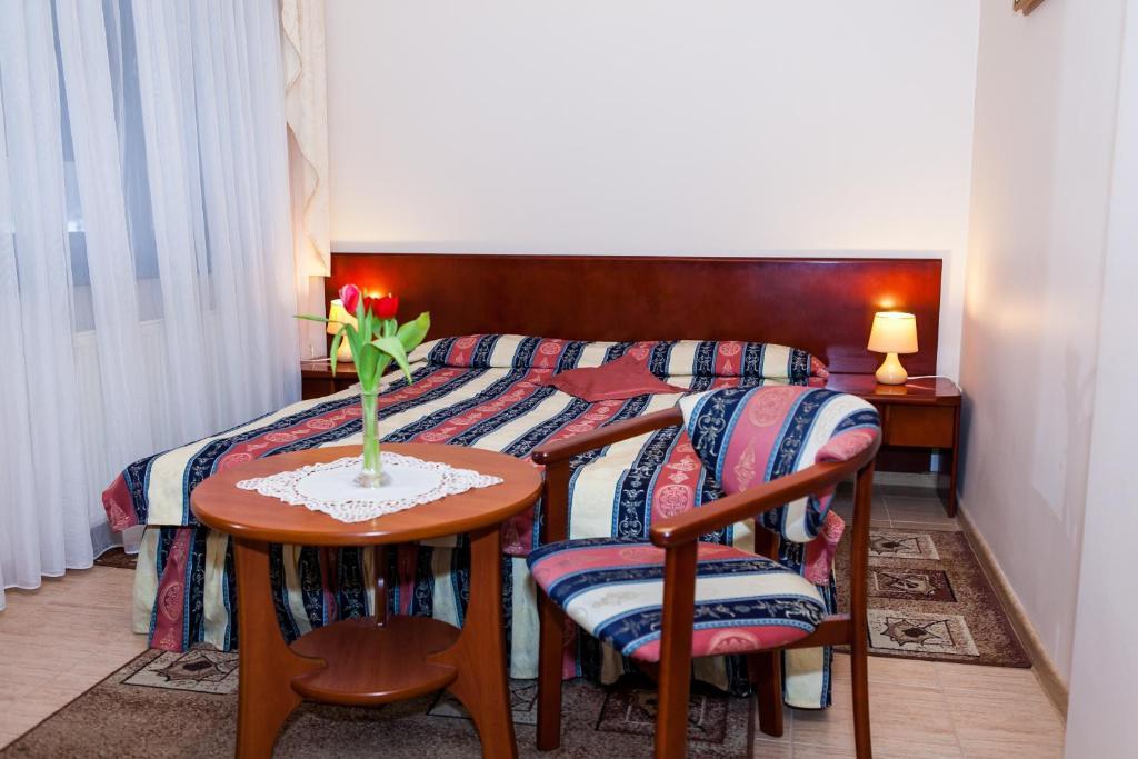 Hotel Rebajlo Piła Chambre photo