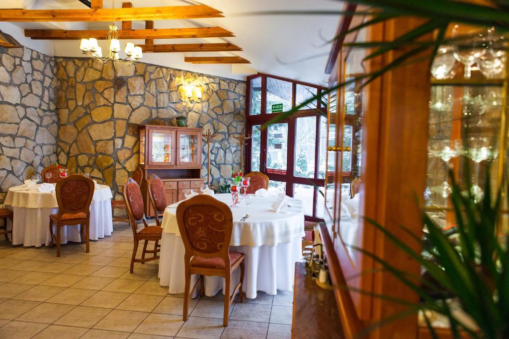 Hotel Rebajlo Piła Extérieur photo